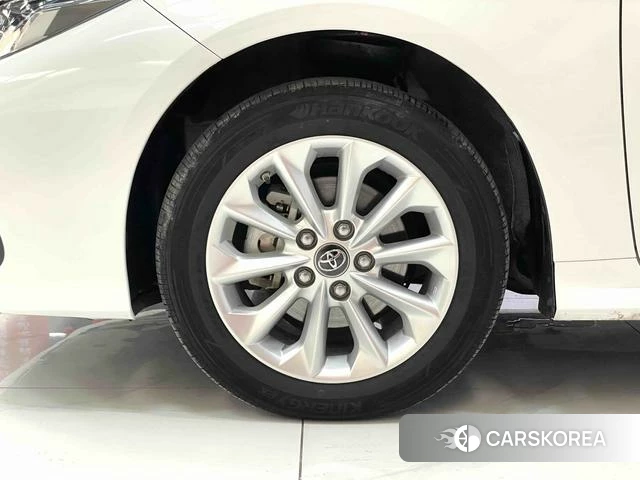 Toyota Corolla 2022 Белый из Китая, фото 4