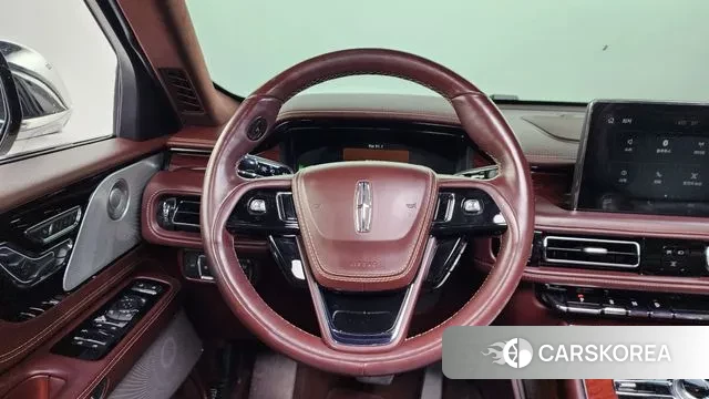 Lincoln Aviator 2nd generation 2020 Белый из Кореи, фото 4