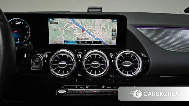 Mercedes-Benz GLA - Class H247 2021 Серый из Кореи, фото 4