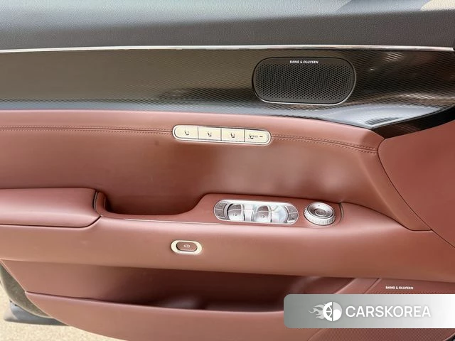 Genesis G90 (RS4) 2022 Черный из Кореи, фото 4