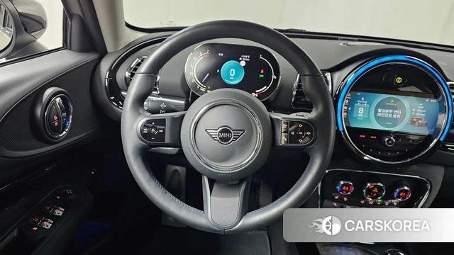 Mini Cooper Clubman 2023 Серебристо-серый из Кореи, фото 4