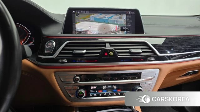 BMW 7 Series (G11) 2021 Белый из Кореи, фото 4