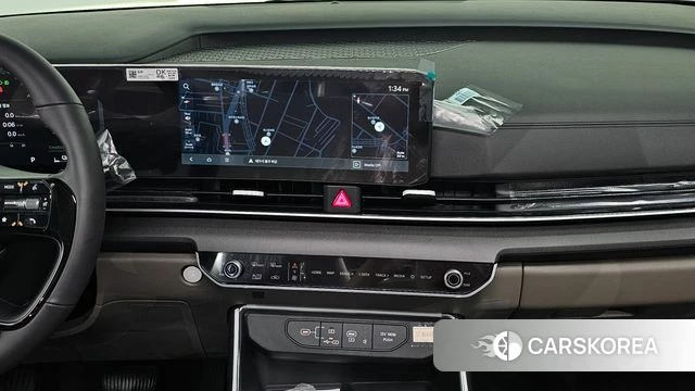 Kia The New Carnival 4th Generation 2025 Белый из Кореи, фото 4