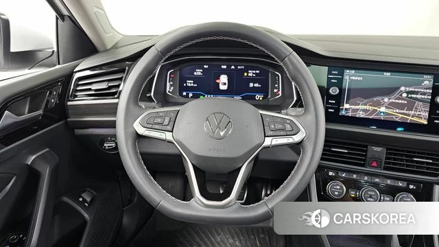 Volkswagen 7th Generation of Jetta 2023 Белый из Кореи, фото 4