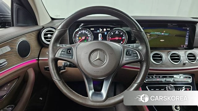 Mercedes-Benz E-Class W213 2018 Серый из Кореи, фото 4