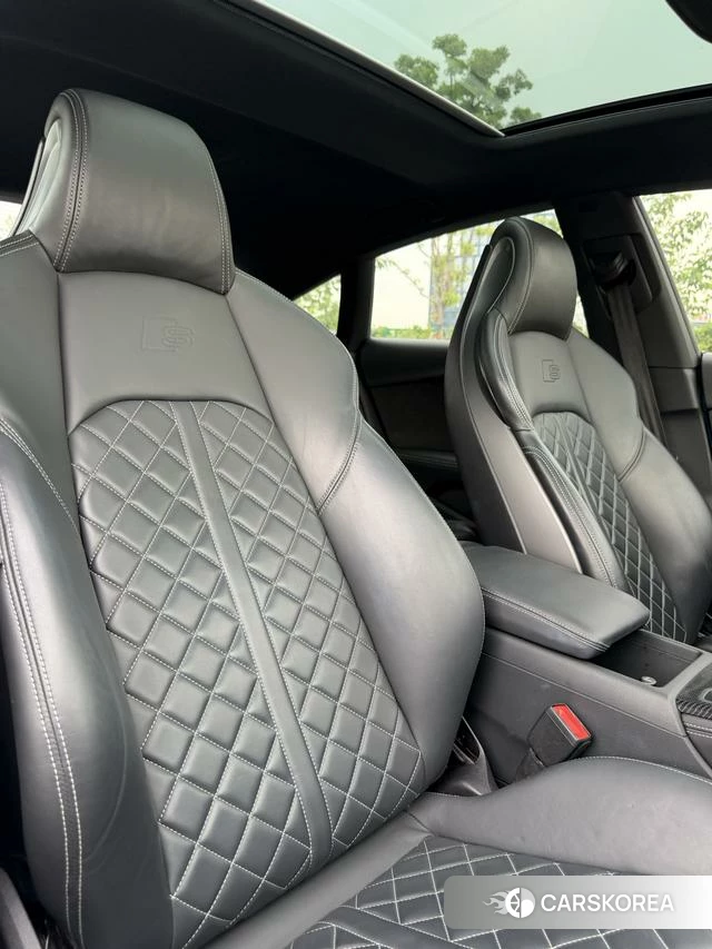 Audi S5 2021 Серебристо-серый из Китая, фото 4