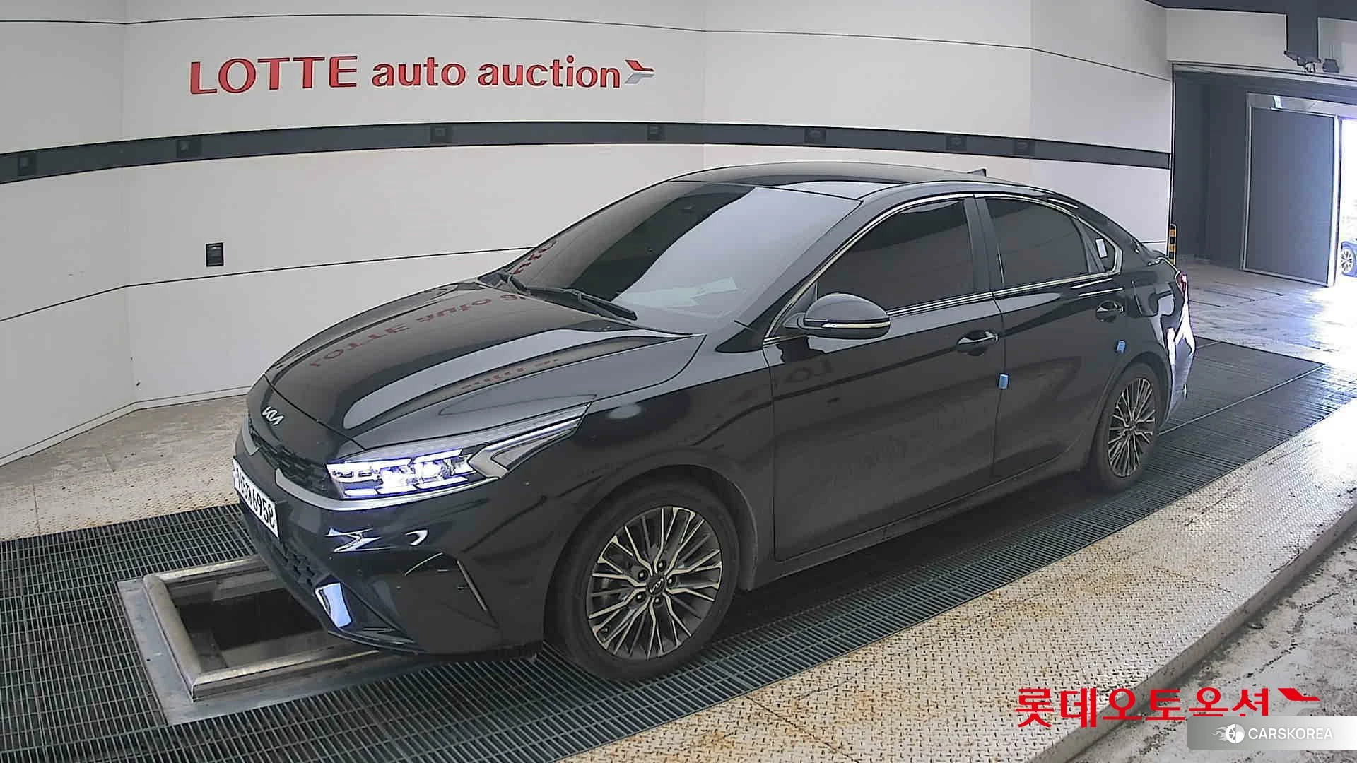 Kia K3 2022 Aurora Black Pearl из Кореи, фото 4
