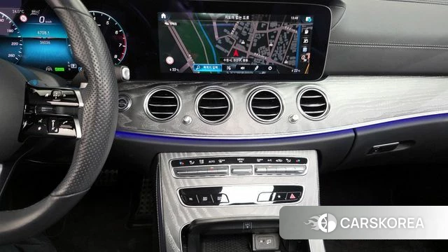 Mercedes-Benz E-Class W213 2021 Серый из Кореи, фото 4