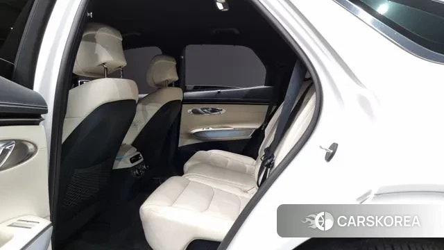 Genesis Electrified GV70 2022 Белый из Кореи, фото 4