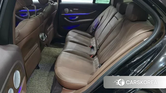 Mercedes-Benz E-Class W213 2019 Черный из Кореи, фото 4