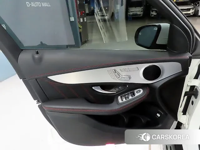 Mercedes-Benz GLC-Class X253 2022 Белый из Кореи, фото 4