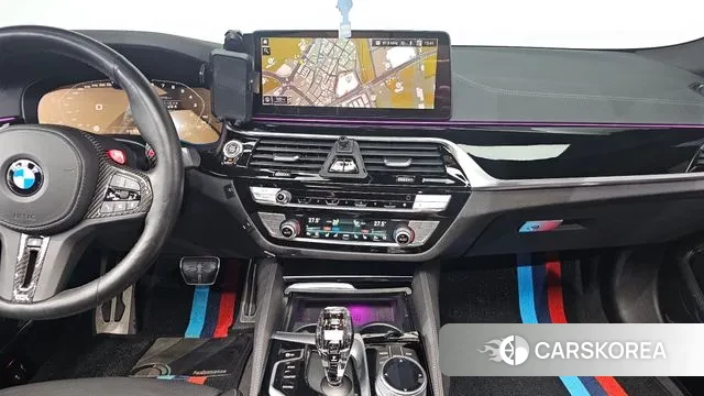 BMW 5 Series (G30) 2021 Черный из Кореи, фото 4