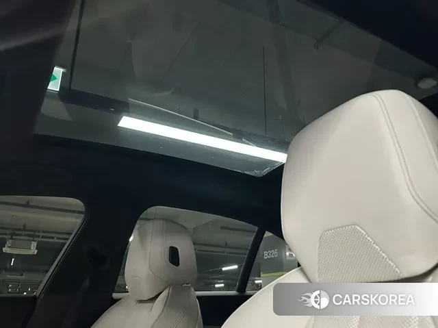 BMW 5 Series (G60) 2024 Серый из Кореи, фото 4