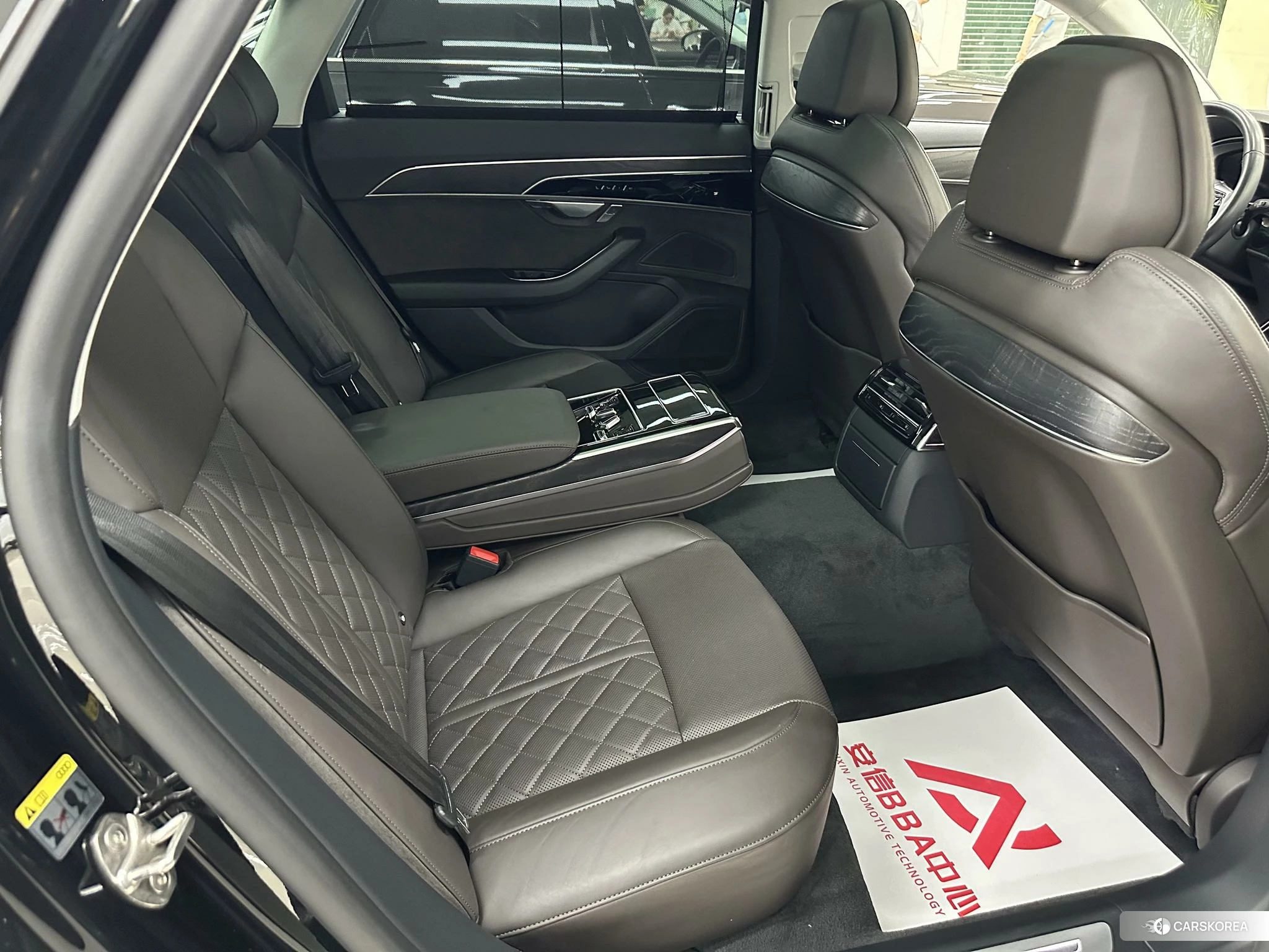 Audi A8 2020 Черный из Китая, фото 4