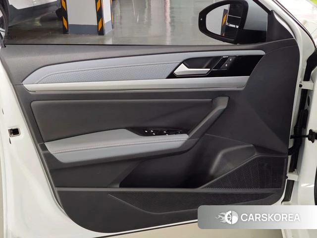 Volkswagen Lavida 2025 Белый из Китая, фото 4