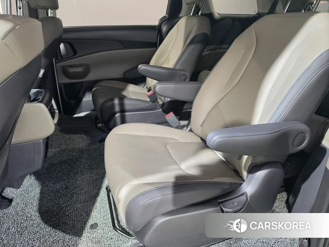 Kia The New Carnival 4th Generation 2026 Белый из Кореи, фото 4