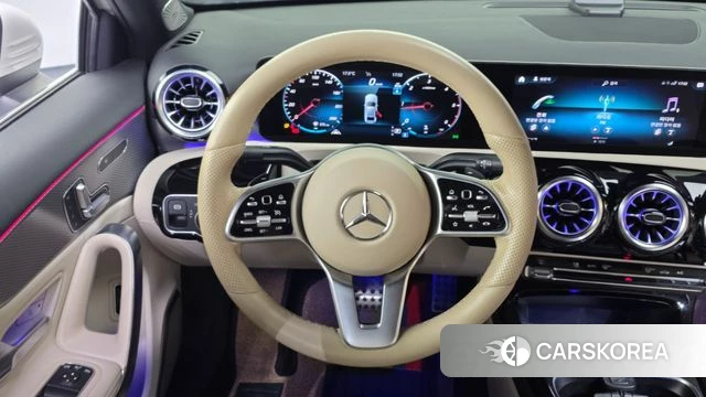 Mercedes-Benz A-Class W177 2022 Белый из Кореи, фото 4