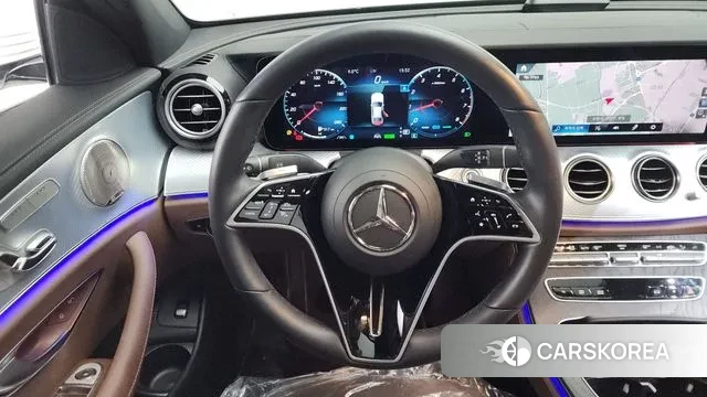 Mercedes-Benz E-Class W213 2021 Белый из Кореи, фото 4