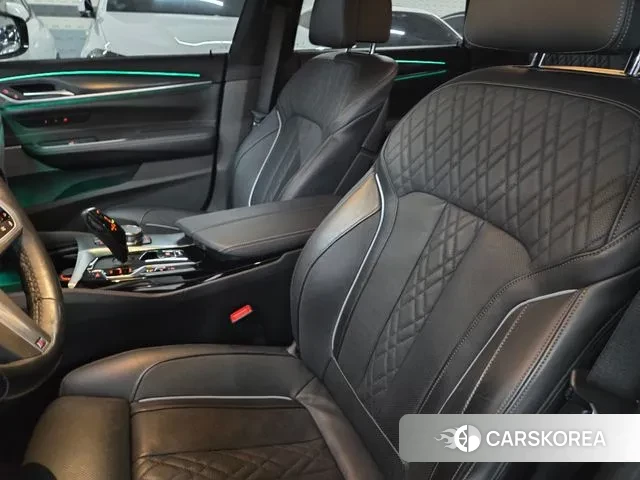 BMW 6 Series GT (G32) 2023 Черный из Кореи, фото 4