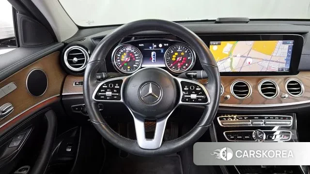 Mercedes-Benz E-Class W213 2020 Белый из Кореи, фото 4