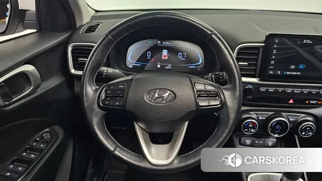 Hyundai Venue 2023 Белый из Кореи, фото 4