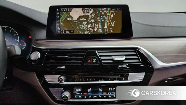 BMW 5 Series (G30) 2019 Серый из Кореи, фото 4