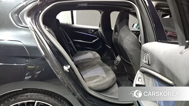 BMW 1 Series (F40) 2020 Черный из Кореи, фото 4