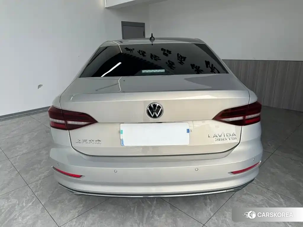 Volkswagen Lavida 2022 Champagne/brown из Китая, фото 4