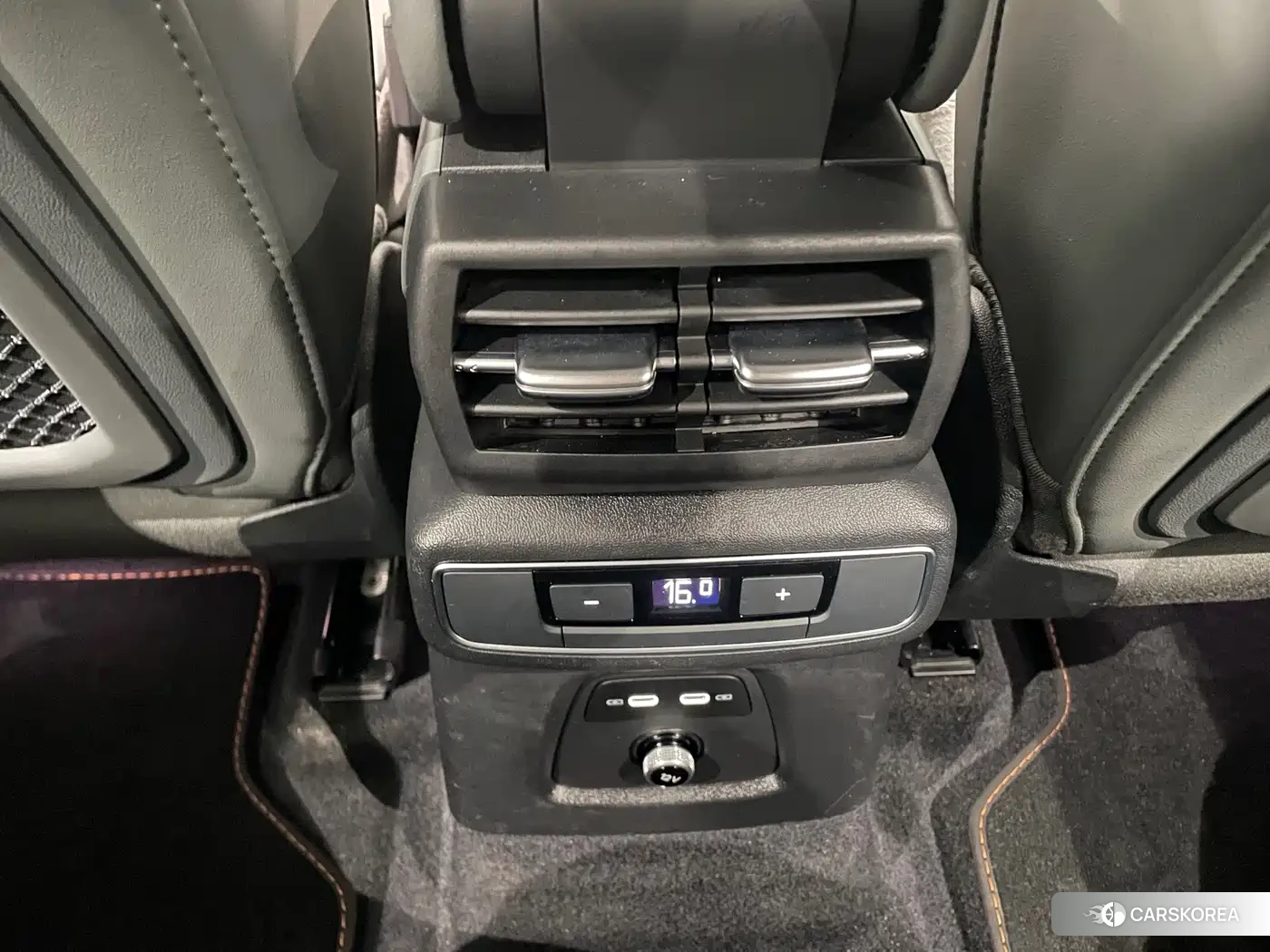 Audi Q4 e-tron 2025 Silver/gray из Китая, фото 4