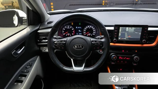 Kia Stonic 2019 Белый из Кореи, фото 4