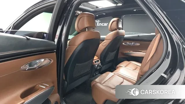 Genesis GV70 2022 Черный из Кореи, фото 4