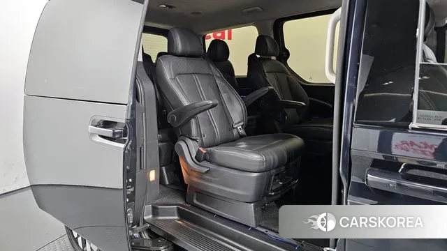 Hyundai Staria 2021 Синий из Кореи, фото 4