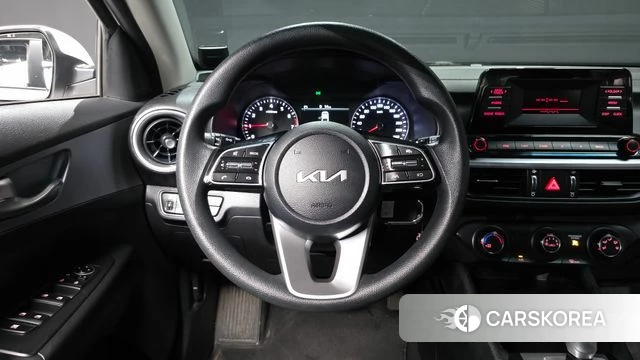 Kia The New K3 2nd generation 2021 Белый из Кореи, фото 4
