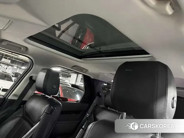 Land Rover Discovery 5 2018 Серый из Кореи, фото 4