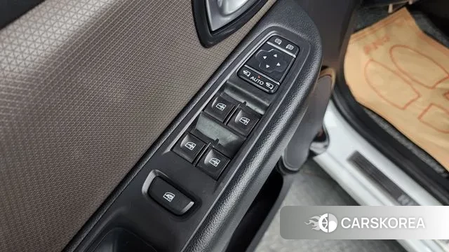 Renault Korea (Samsung) Clio 2018 Белый из Кореи, фото 4