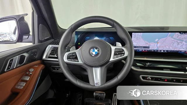 BMW X7 (G07) 2024 Черный из Кореи, фото 4