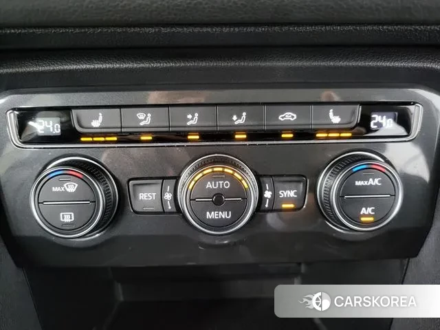 Volkswagen Tiguan second Generation 2019 Белый из Кореи, фото 4