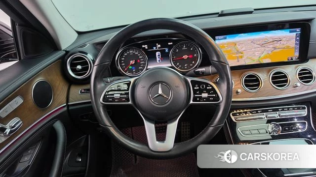 Mercedes-Benz E-Class W213 2019 Черный из Кореи, фото 4