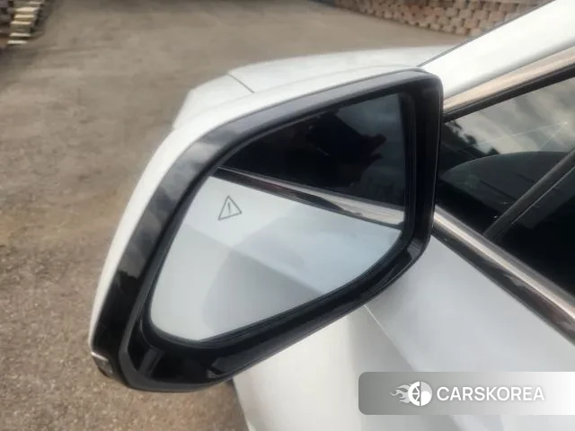 Hyundai The New Grandeur IG Hybrid 2023 Белый из Кореи, фото 4