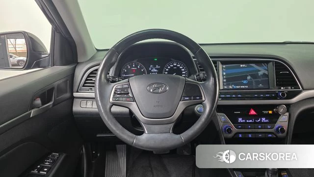 Hyundai Avante AD id 3886426 из Кореи 4