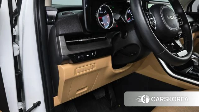Kia Carnival 4th generation 2022 Белый из Кореи, фото 4