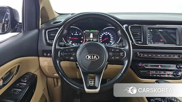 Kia The New Carnival 2018 Черный из Кореи, фото 4