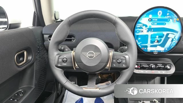 Mini Cooper C 4th generation 2025 Черный из Кореи, фото 4