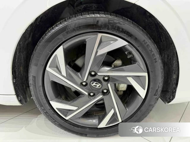 Hyundai Elantra 2023 Белый из Китая, фото 4