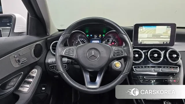 Mercedes-Benz C-Class W205 2018 Белый из Кореи, фото 4