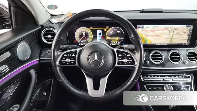 Mercedes-Benz E-Class W213 2018 Черный из Кореи, фото 4