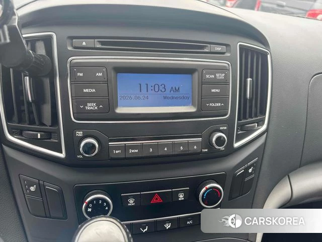 Hyundai The New Grand Starex 2018 Серебристо-серый из Кореи, фото 4