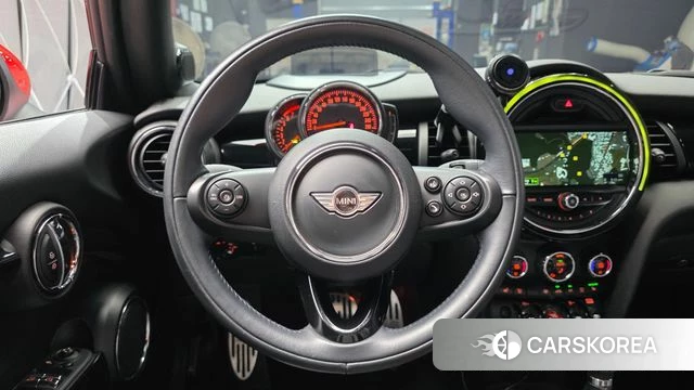 Mini Cooper Convertible 2018 Красный из Кореи, фото 4