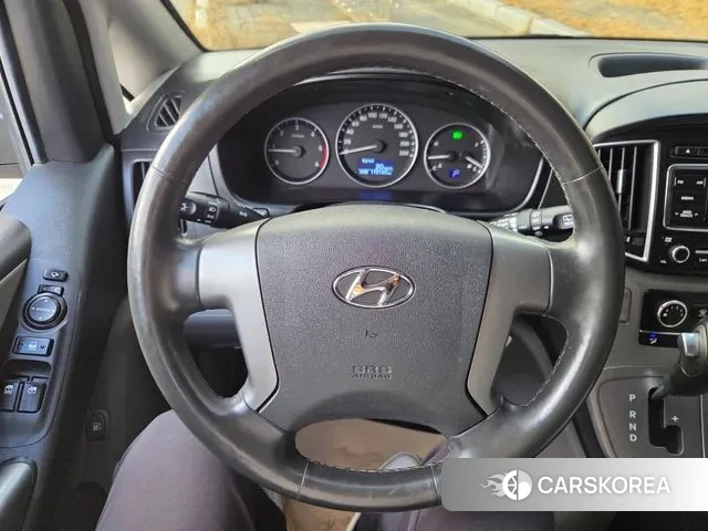 Hyundai The New Grand Starex 2019 Серебристо-серый из Кореи, фото 4