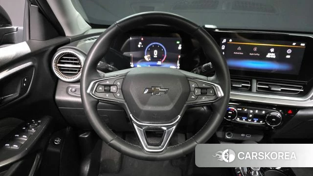Chevrolet (GM Daewoo) Trax Crossover 2023 Черный из Кореи, фото 4